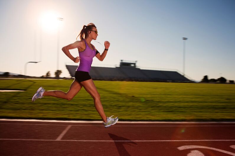 Sprint dobře vysušuje svaly a rychle procvičuje problémové partie těla